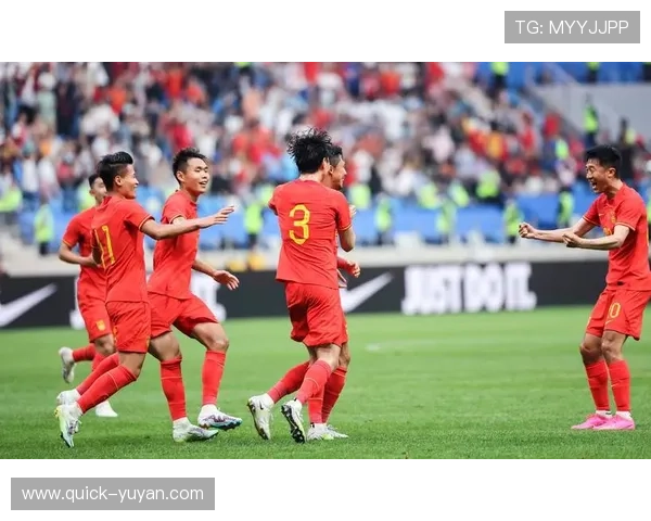 足球明星亲临现场点燃激情赛场盛宴 引领球迷热潮激战四方