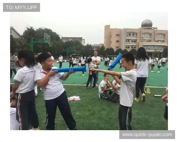 足球球星挑战百米赛道谁能跑得最快揭晓速度与激情的极限之战 足球球星挑战百米赛道谁能跑得最快揭晓速度与激情的极限之战