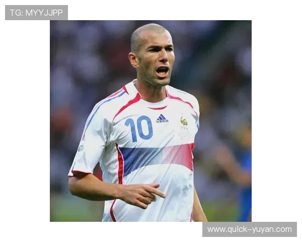 逆足球星崛起传奇 努力与梦想交织成辉煌的足球之路 逆足球星崛起传奇 努力与梦想交织成辉煌的足球之路